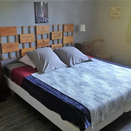 Holiday home Maison Spacieuse Et Charmante A Saint-emilion